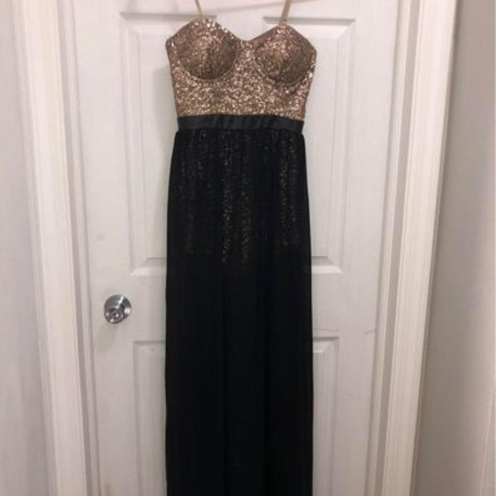 MISSGUIDED - SIZE 10 - ROMPER/DRESS